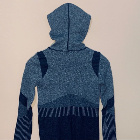 Grace XS/S Long-sleeve Scuba Athletic Shirt - Picture 6 of 8